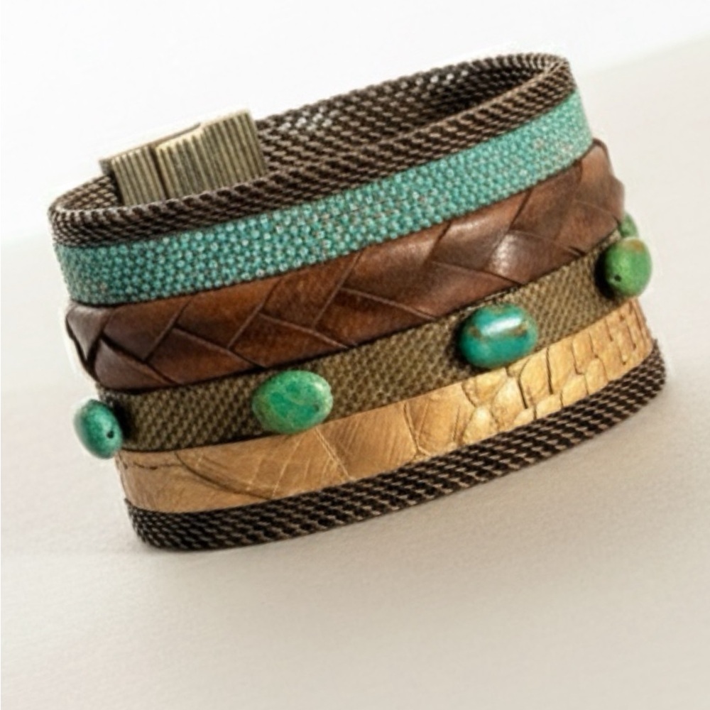 Cynthia Desser bracelet 💕